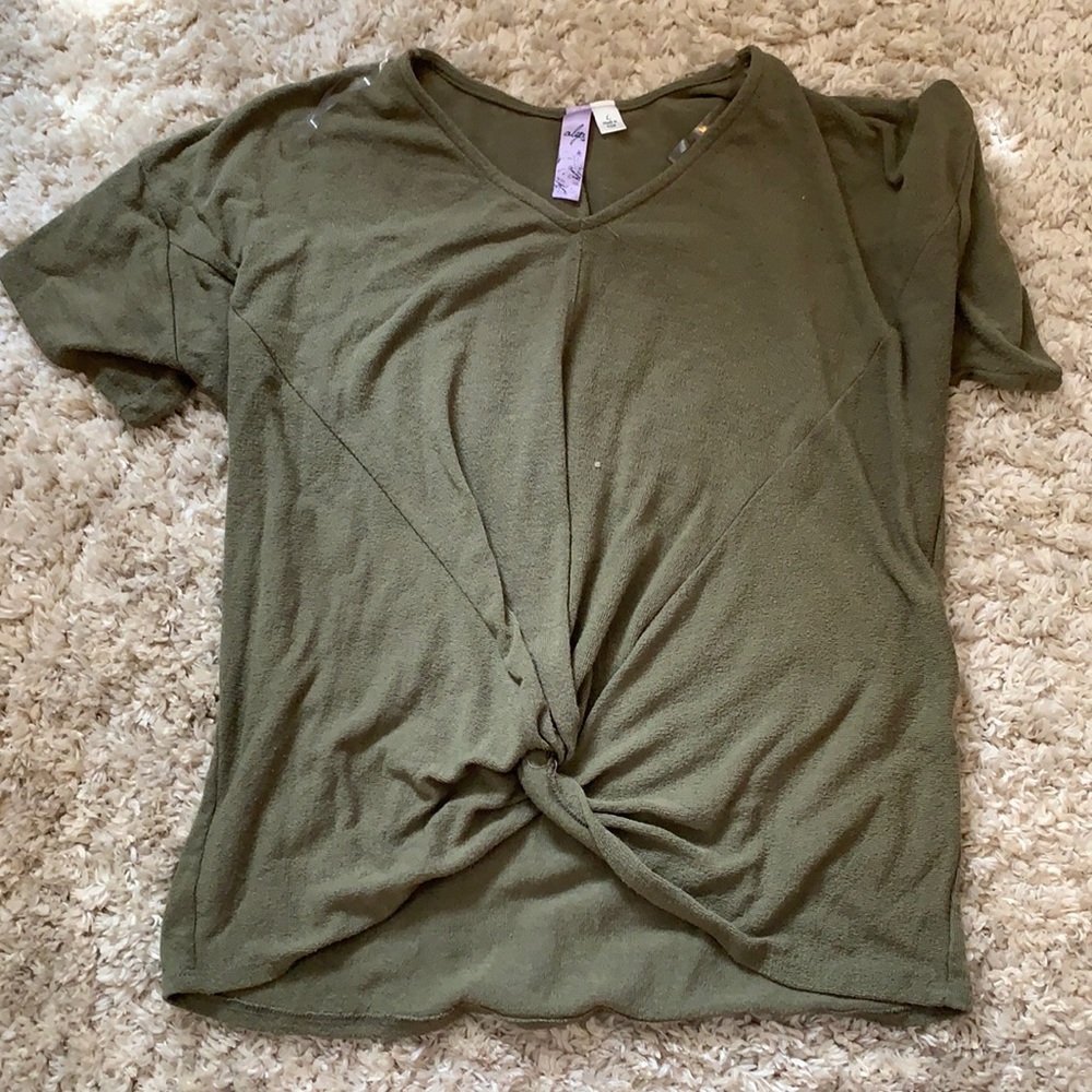 Green t shirt